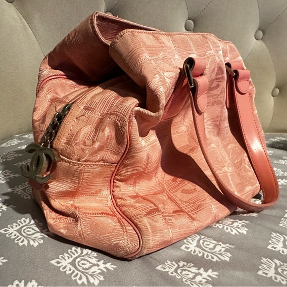 Handbags - Chanel travel line handbag